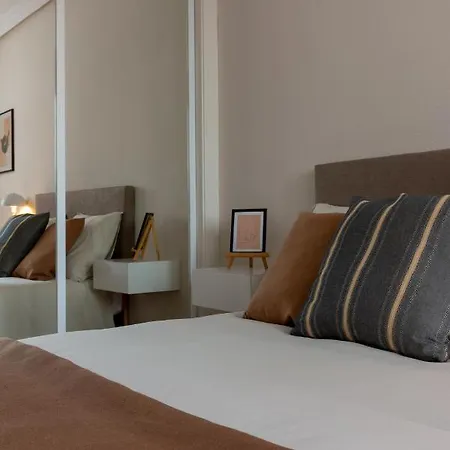 Ah Delux3rooms Campus Milán Vut6519as *