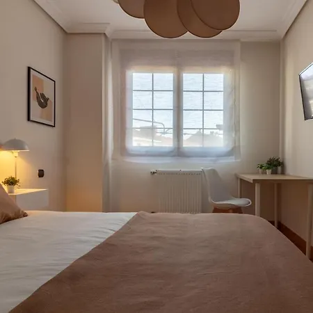 Ah Delux3rooms Campus Milán Vut6519as Apartamento Oviedo