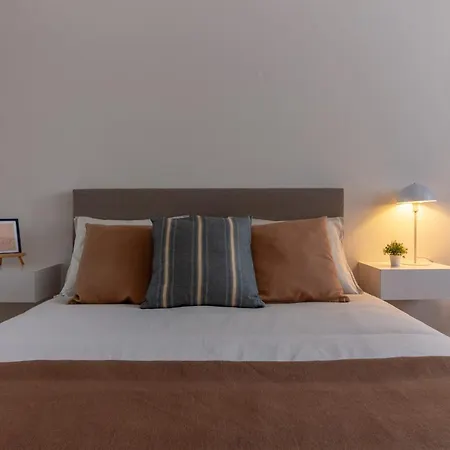 Ah Delux3rooms Campus Milán Vut6519as * Oviedo