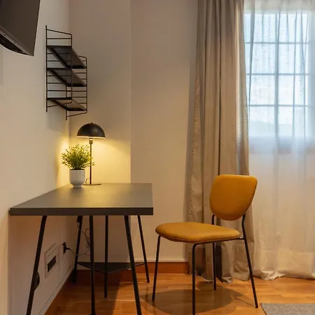 Apartamento Ah Delux3rooms Campus Milán Vut6519as Oviedo